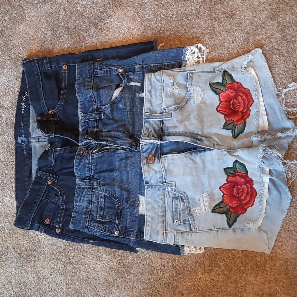 Lot of jean shorts size 3